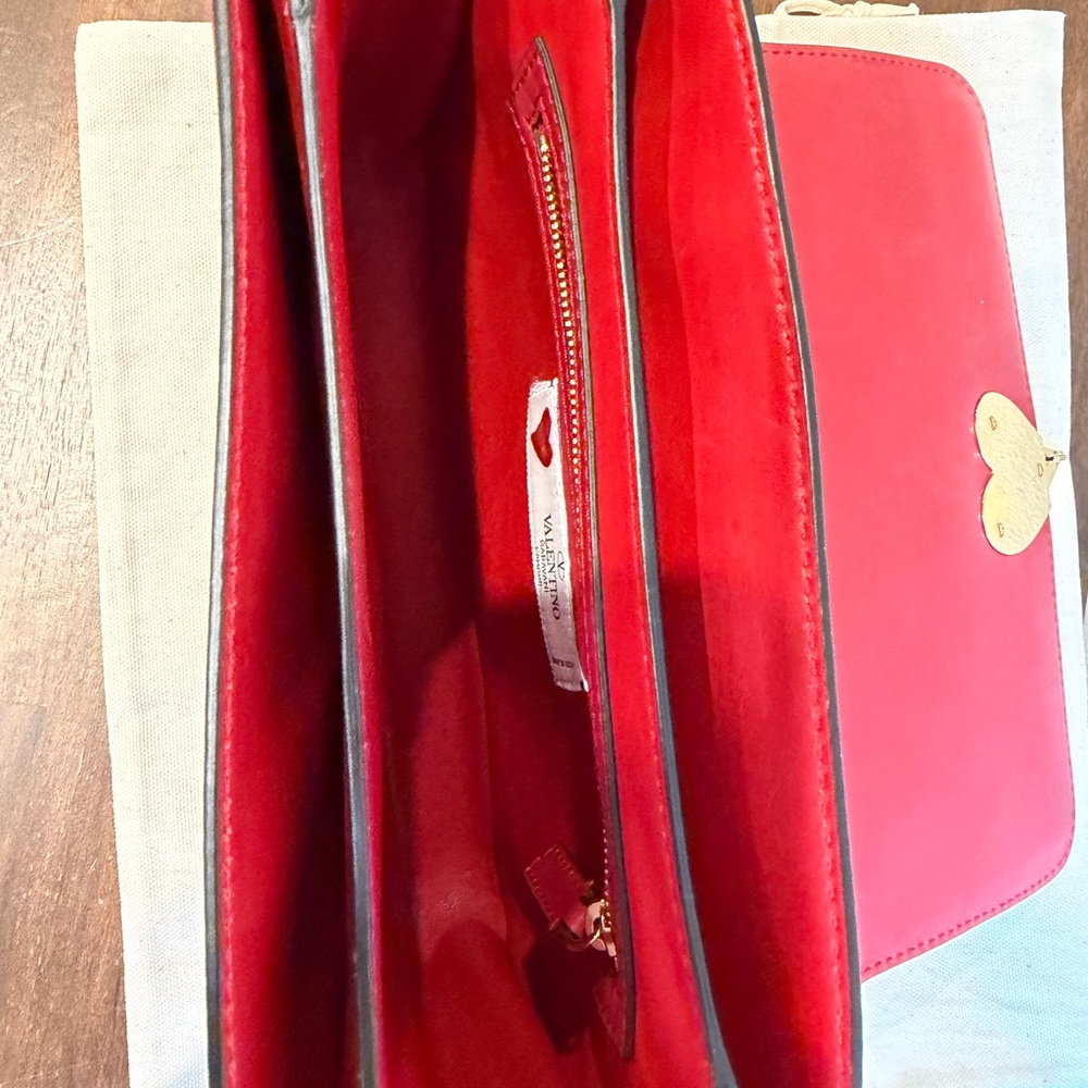 ❤️EUC❤️ VALENTINO 2015 L”Amour Fall Collection Crossbody - Stunning! - Picture 5 of 11
